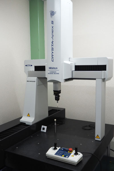 Coordinate Measuring Machine